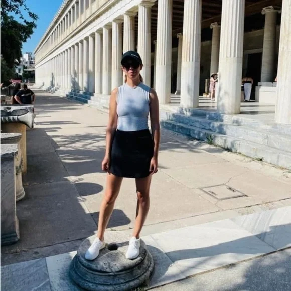 Lululemon Hotty Hot High-Rise Skirt Black - Picture 5 of 12